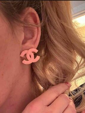 CHANEL Pink and Gold Interlocking CC Stud Earrings